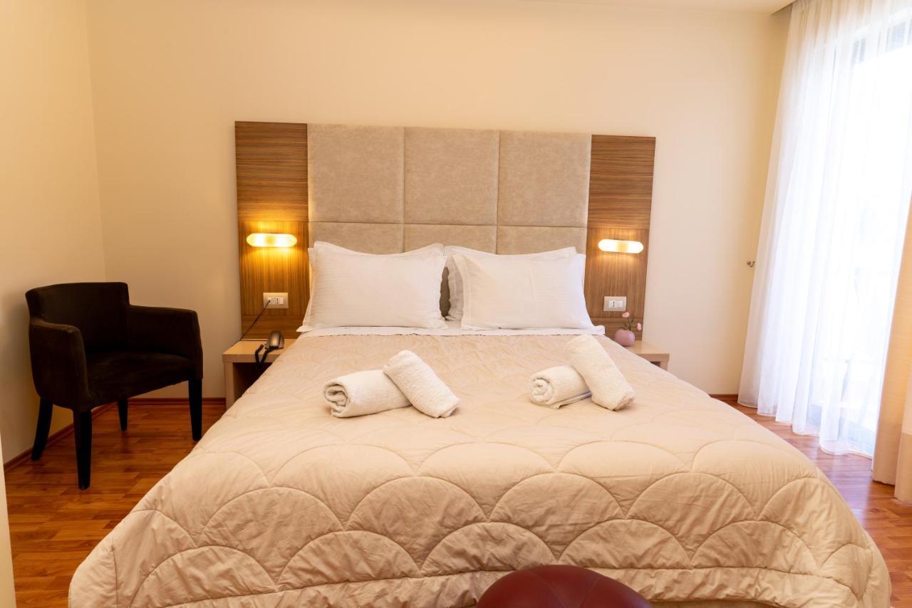 Hotel Brilant 4*