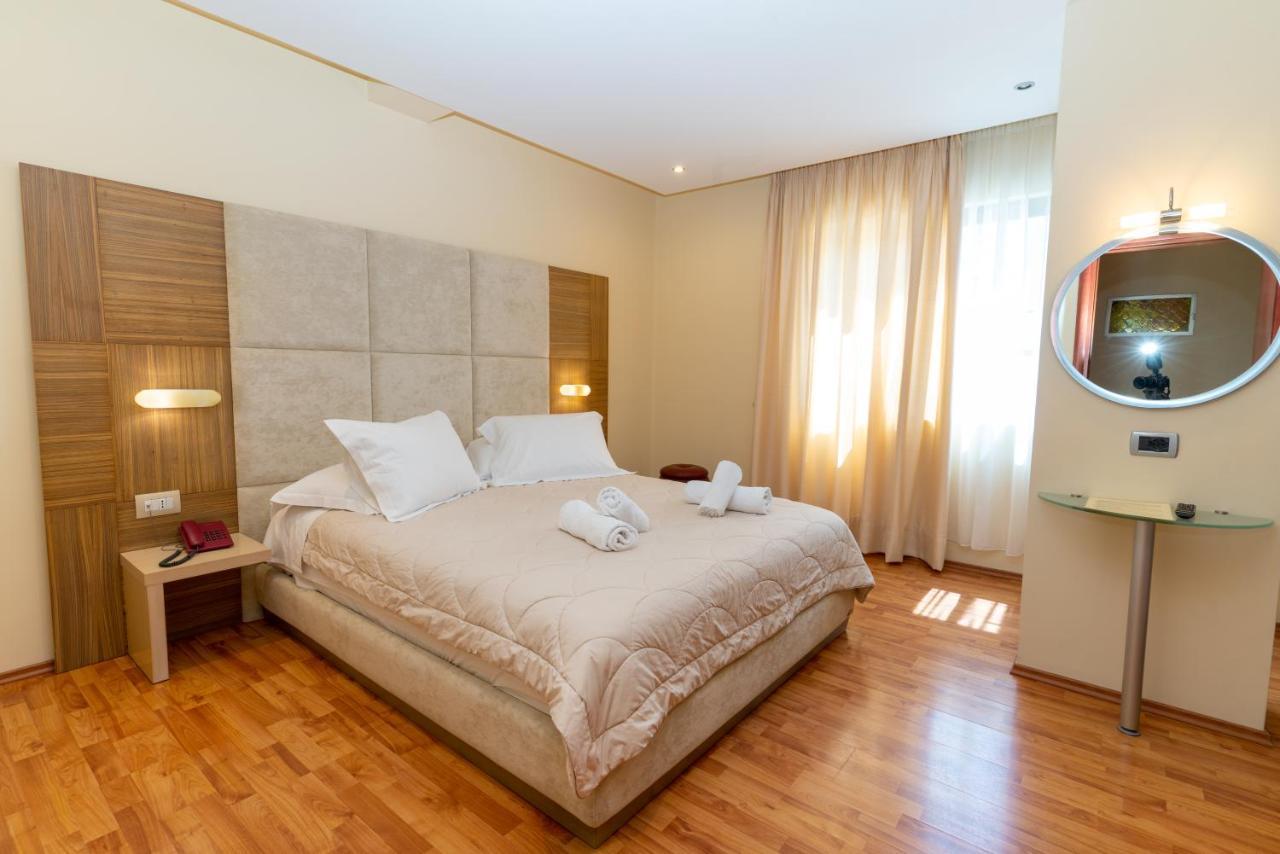 Brilant Hotel Sarandë